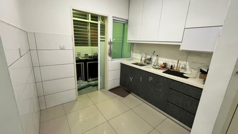 Condominium for Rent at The Holmes 1 - Alex Yip - Kitchen - PropertyGuru.com.my