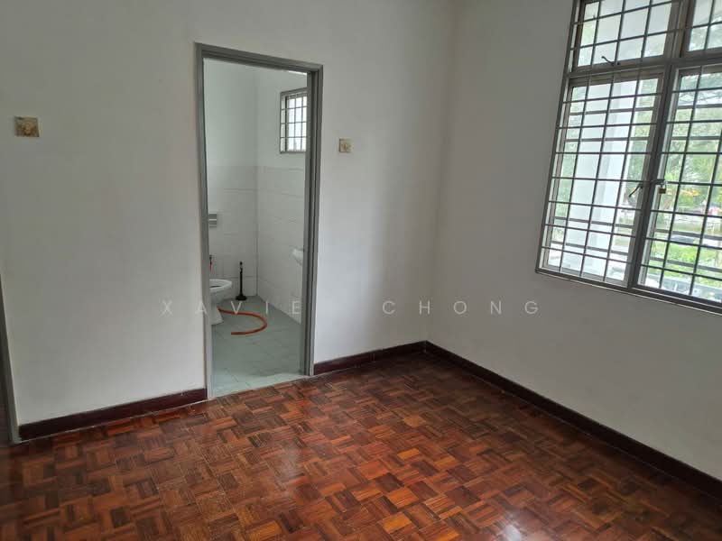 2-storey Terraced House for Sale in Bandar Putra Permai (Seri Kembangan) - Xavier Chong - Bathroom - PropertyGuru.com.my