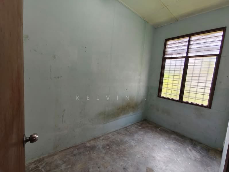 1-storey Terraced House for Sale in Bukit Sentosa (Rawang) - Kelvin . - Interior - PropertyGuru.com.my