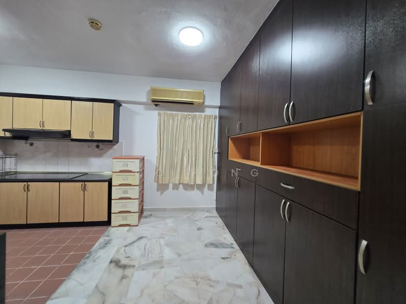 Condominium for Rent at Bukit Pandan Kondominium 2 - CC Hong - Kitchen - PropertyGuru.com.my