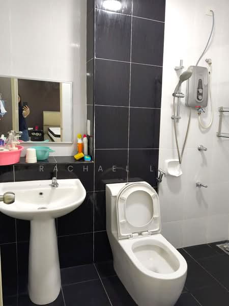 Terraced House for Sale in Skudai (Johor) - Rachael Lew - Bathroom - PropertyGuru.com.my