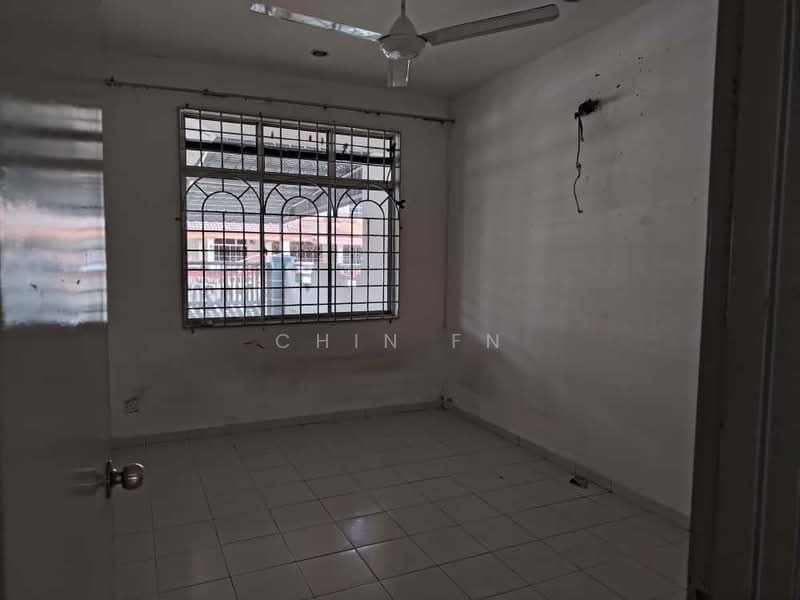Rumah Teres 1 Tingkat untuk Dijual di Taman Angkasa Nuri (Durian Tunggal) - CHIN FN - Interior - PropertyGuru.com.my