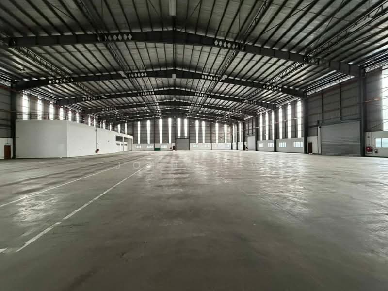 Warehouse for Rent in Seksyen 15 (Shah Alam) - John Liew - Interior - PropertyGuru.com.my