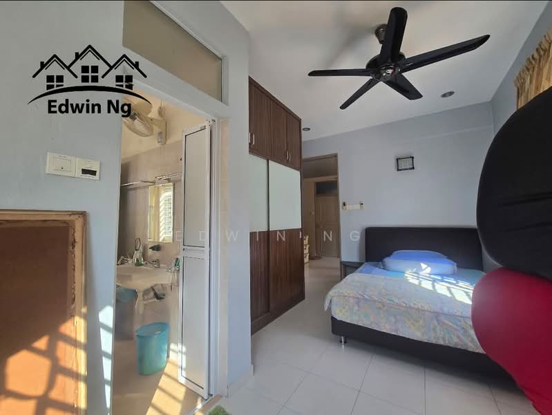 Terraced House for Sale in Batu Maung (Penang) - Edwin Ng - Bedroom - PropertyGuru.com.my