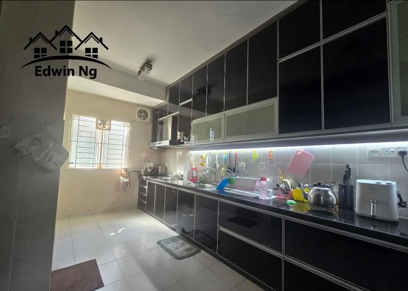 Terraced House for Sale in Batu Maung (Penang) - Edwin Ng - Kitchen - PropertyGuru.com.my