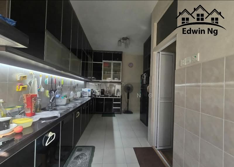 Terraced House for Sale in Batu Maung (Penang) - Edwin Ng - Kitchen - PropertyGuru.com.my