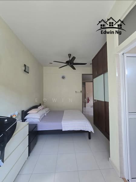 Terraced House for Sale in Batu Maung (Penang) - Edwin Ng - Bedroom - PropertyGuru.com.my
