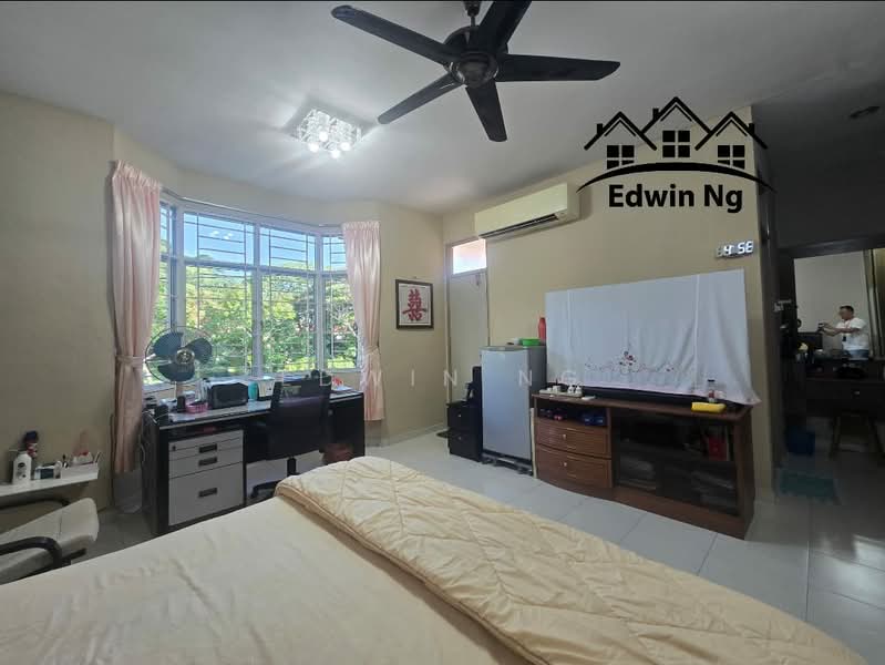 Terraced House for Sale in Batu Maung (Penang) - Edwin Ng - Bedroom - PropertyGuru.com.my