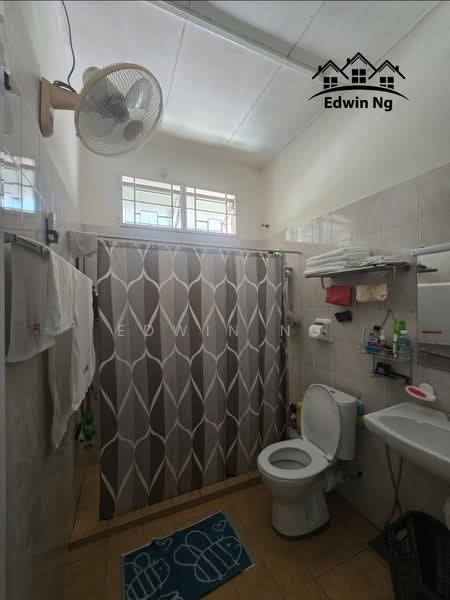 Terraced House for Sale in Batu Maung (Penang) - Edwin Ng - Bathroom - PropertyGuru.com.my