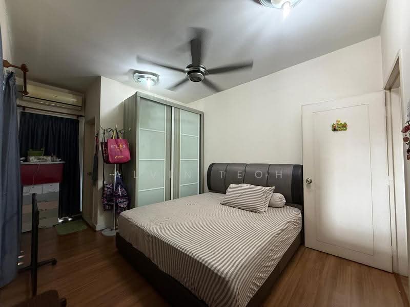 Rumah Teres 3-Tingkat untuk Dijual di Sutera Damansara (Damansara Damai) - Alvin Teoh - Bedroom - PropertyGuru.com.my