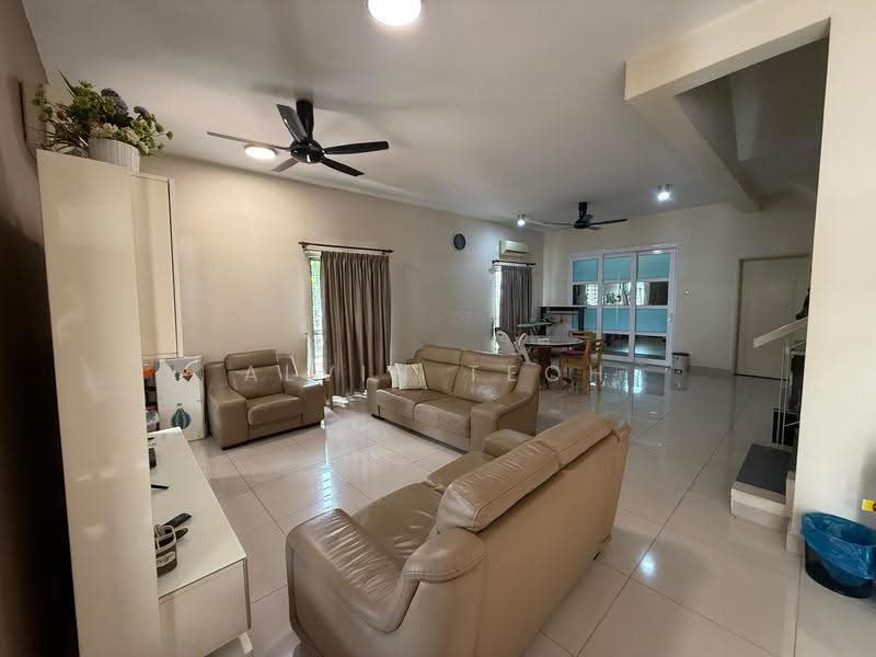 Rumah Teres 3-Tingkat untuk Dijual di Sutera Damansara (Damansara Damai) - Alvin Teoh - Living Room - PropertyGuru.com.my