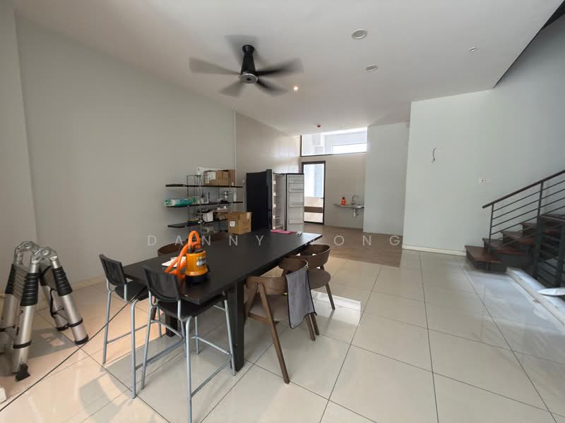 Rumah Teres 4 Tingkat untuk Disewa di Taman Villa Senja (Rawang) - Danny Wong - PropertyGuru.com.my