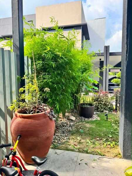 Rumah Berkembar untuk Disewa di Sunway City Iskandar Puteri (Iskandar Puteri (Nusajaya)) - Luis Lim - Garden - PropertyGuru.com.my