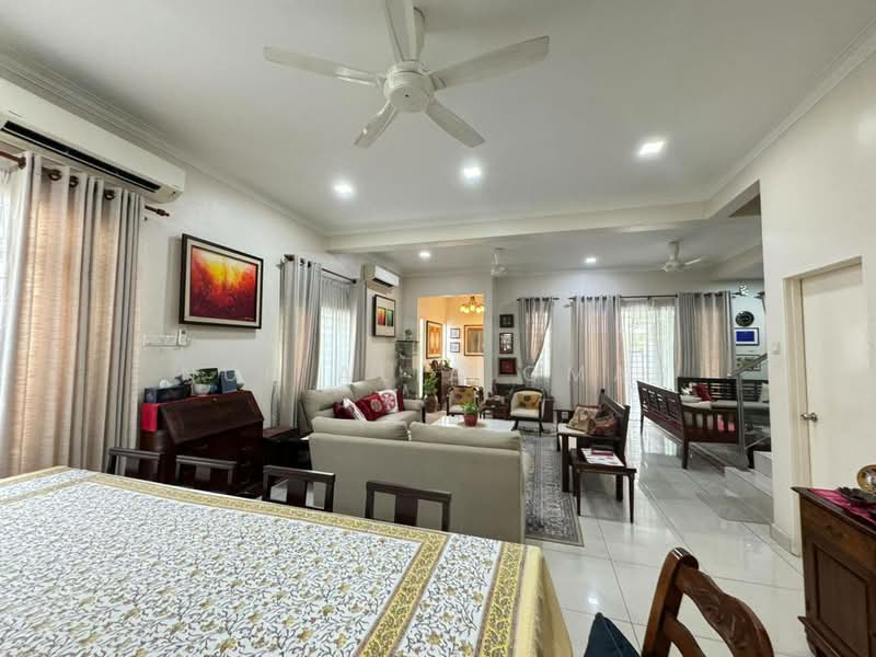 Rumah Teres 2 Tingkat untuk Dijual di Shah Alam (Selangor) - Nur Alia Omar - Living Room - PropertyGuru.com.my
