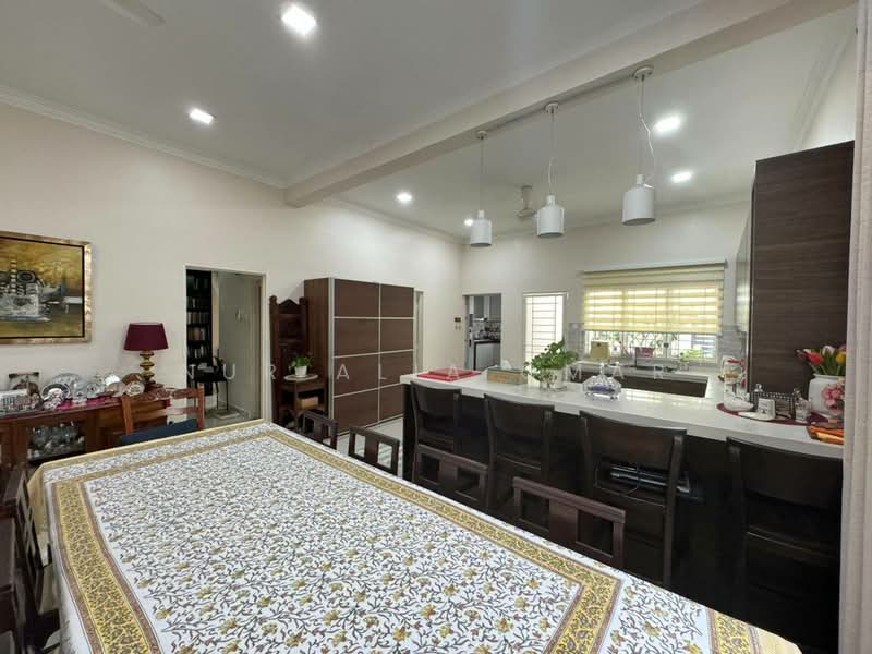 Rumah Teres 2 Tingkat untuk Dijual di Shah Alam (Selangor) - Nur Alia Omar - Kitchen - PropertyGuru.com.my
