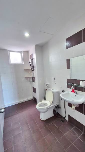 Condominium for Rent at The Golden Triangle Condominium - Vincent Tan - Bathroom - PropertyGuru.com.my