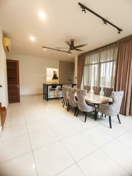 Semi-Detached House for Rent in 16 Sierra (Puchong) - Esther Tan - Dining Room - PropertyGuru.com.my