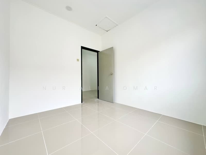 2-storey Terraced House for Sale in Setia Alam (Selangor) - Nur Alia Omar - Interior - PropertyGuru.com.my
