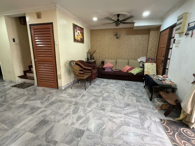 Rumah Teres 2-Tingkat untuk Dijual di Bandar Sri Damansara (Selangor) - Kiing TW - Living Room - PropertyGuru.com.my