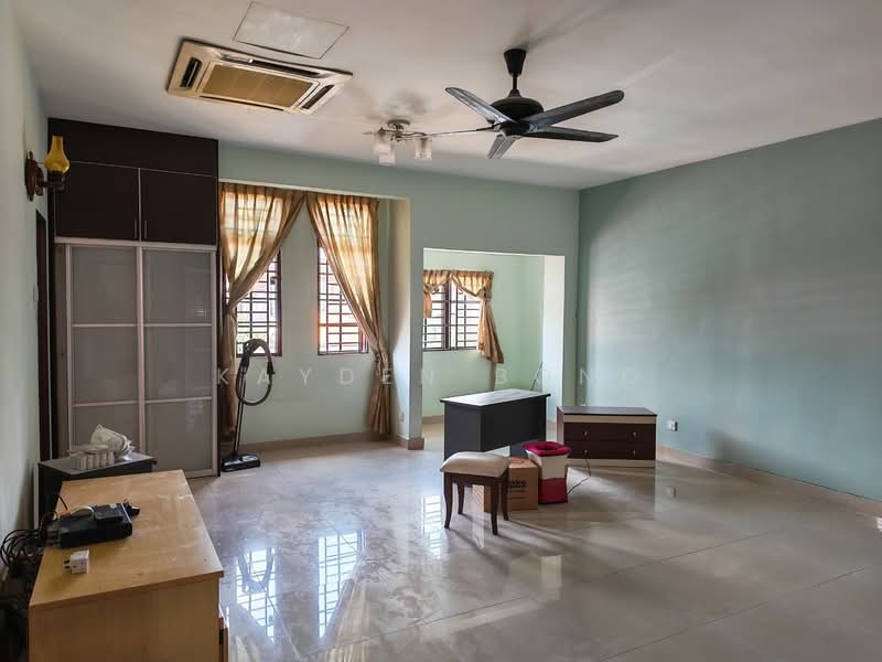 Rumah Berkembar untuk Dijual di Bandar Bukit Tinggi (Klang) - Kayden Bong - Living Room - PropertyGuru.com.my