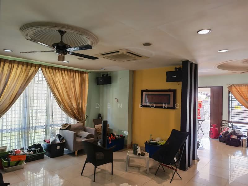 Rumah Berkembar untuk Dijual di Bandar Bukit Tinggi (Klang) - Kayden Bong - Living Room - PropertyGuru.com.my