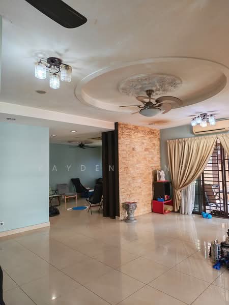 Rumah Berkembar untuk Dijual di Bandar Bukit Tinggi (Klang) - Kayden Bong - Living Room - PropertyGuru.com.my