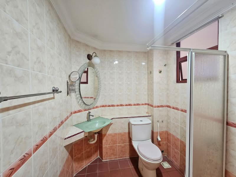 Rumah Teres 2 Tingkat untuk Dijual di Putra Permai (Subang Jaya) - Jason Ooi - Bathroom - PropertyGuru.com.my