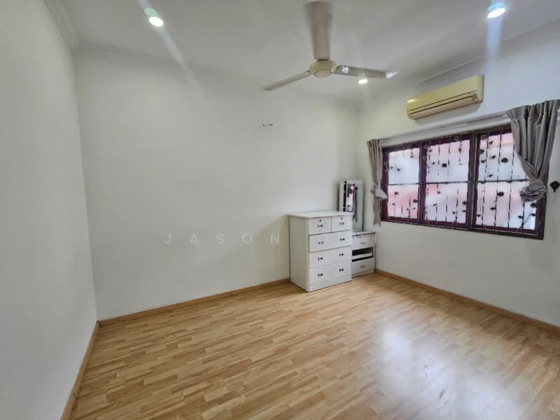 Rumah Teres 2 Tingkat untuk Dijual di Putra Permai (Subang Jaya) - Jason Ooi - PropertyGuru.com.my