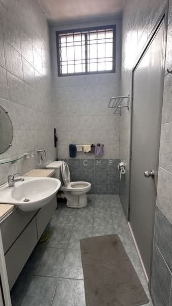 1.5-storey Terraced House for Sale in Ulu Tiram (Johor) - Jin Chew - Bathroom - PropertyGuru.com.my