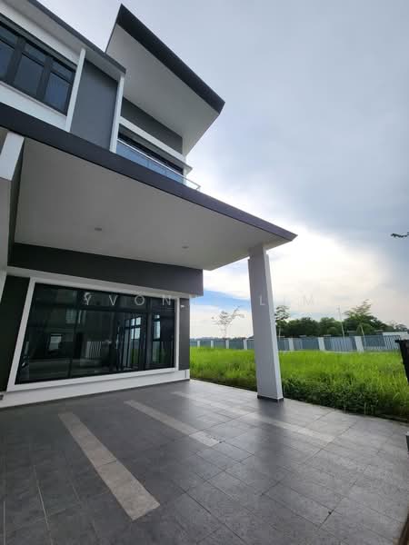 Semi-Detached House for Sale in Iskandar Puteri (Nusajaya) (Johor) - Yvonne Lim - Exterior - PropertyGuru.com.my