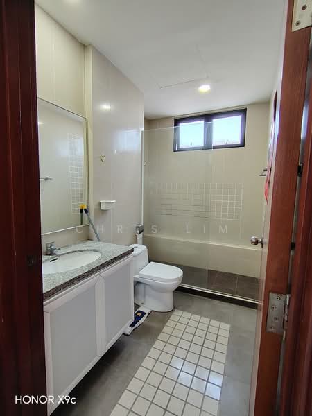 Service Residence for Sale at The Heritage Residence - Chris Lim - Bathroom - PropertyGuru.com.my