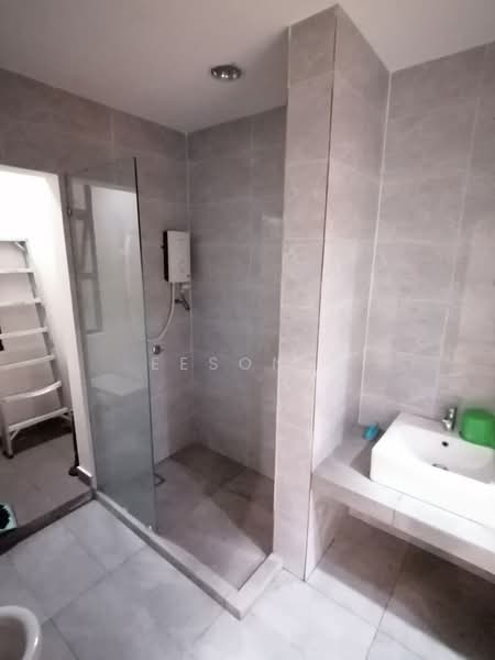 Service Residence for Rent at Hedgeford 10 Residences - Eeson . - Bathroom - PropertyGuru.com.my