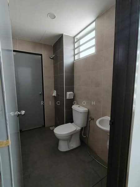 2-storey Terraced House for Sale in Parit Puntar (Perak) - Ric Goh - Bathroom - PropertyGuru.com.my
