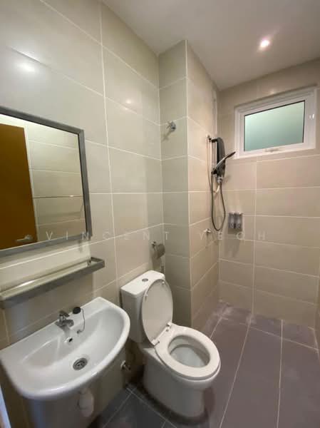 Condominium for Sale at Iris Residence - Vincent Yeoh - Bathroom - PropertyGuru.com.my