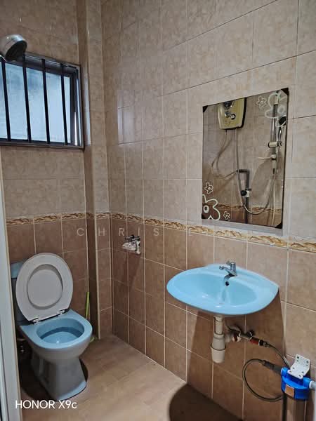 2-storey Terraced House for Sale in Taman Mutiara Barat (Cheras) - Chris Lim - Bathroom - PropertyGuru.com.my