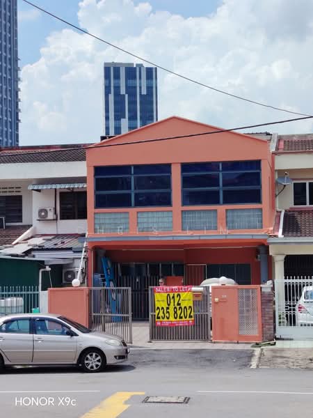 2-storey Terraced House for Sale in Taman Mutiara Barat (Cheras) - Chris Lim - Exterior - PropertyGuru.com.my