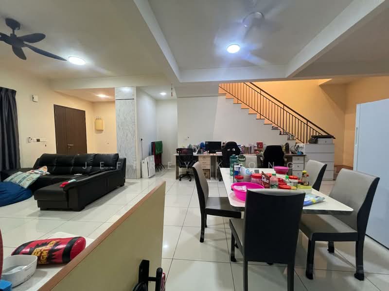 Rumah Teres 2 Tingkat untuk Dijual di Johor Bahru (Johor) - Jeffrey Kiong - Living Room - PropertyGuru.com.my