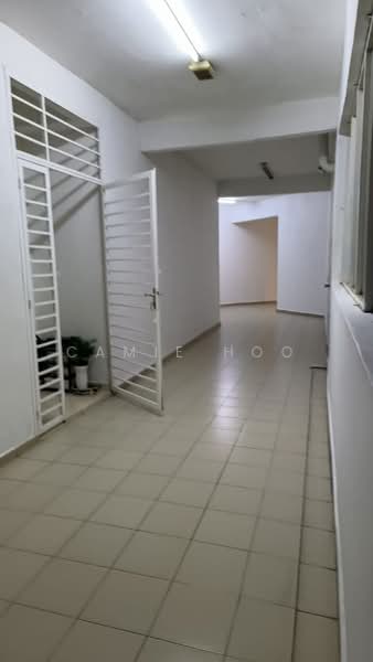 Condominium for Sale at The iResidence - Camie Hoo - Corridor - PropertyGuru.com.my