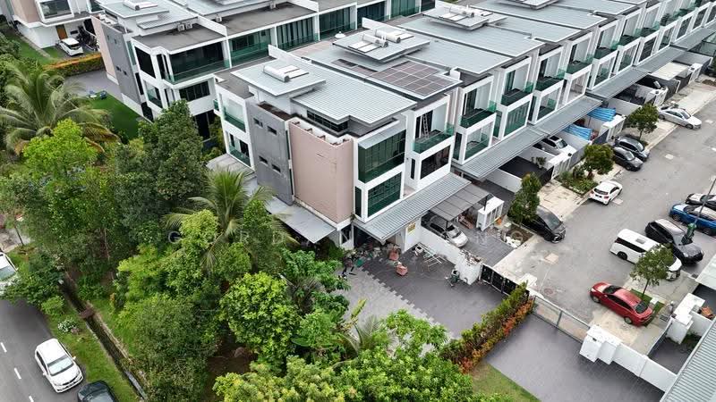 3-storey Terraced House for Sale in Taman Nusaputra Timur (Puchong) - Gordan Wong - Exterior - PropertyGuru.com.my