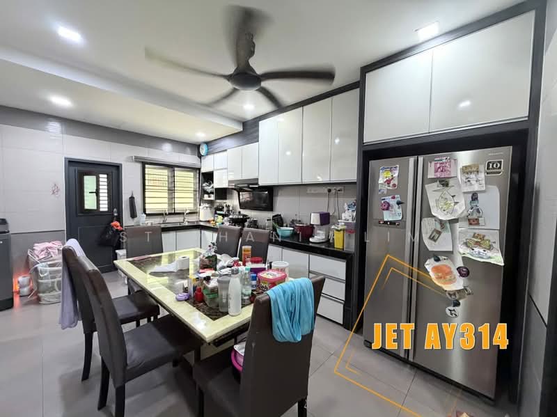 2-storey Terraced House for Sale in Taman Sungai Kapar Indah (Kapar) - Stephanie Lim - Kitchen - PropertyGuru.com.my