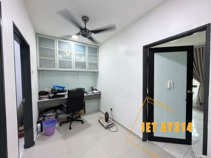2-storey Terraced House for Sale in Taman Sungai Kapar Indah (Kapar) - Stephanie Lim - Study - PropertyGuru.com.my