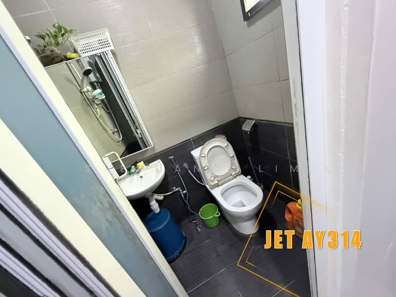 2-storey Terraced House for Sale in Taman Sungai Kapar Indah (Kapar) - Stephanie Lim - Bathroom - PropertyGuru.com.my