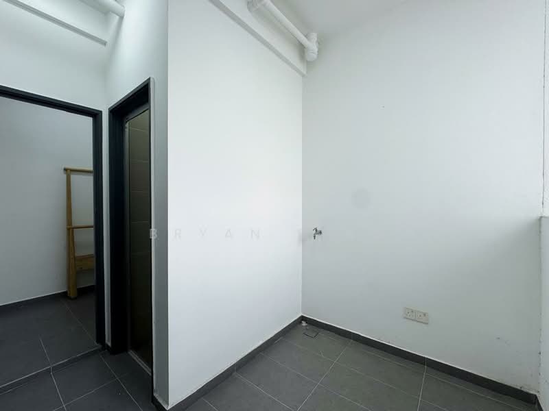 Servis Apartment untuk Dijual di Marina Residence - Bryan Seng - PropertyGuru.com.my