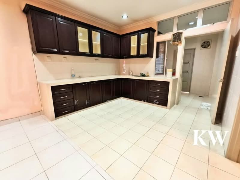 Rumah Teres 2 Tingkat untuk Dijual di Kota Kemuning (Shah Alam) - KH Chong - Kitchen - PropertyGuru.com.my
