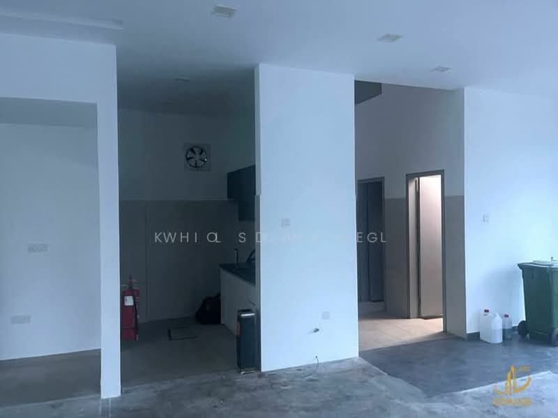Shop / Office for Sale in Kota Kemuning (Shah Alam) - Kho Daniel - Interior - PropertyGuru.com.my