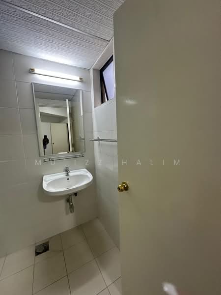 Condominium for Rent at Menara Pinang - Mu'izz Halim - PropertyGuru.com.my