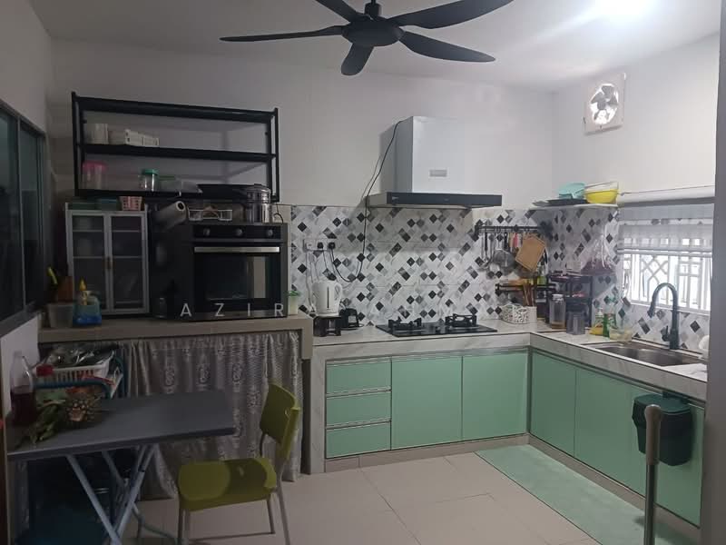 1-storey Terraced House for Sale in Taman Warisan Hijauan (Sepang) - Azira Ahmad - Kitchen - PropertyGuru.com.my