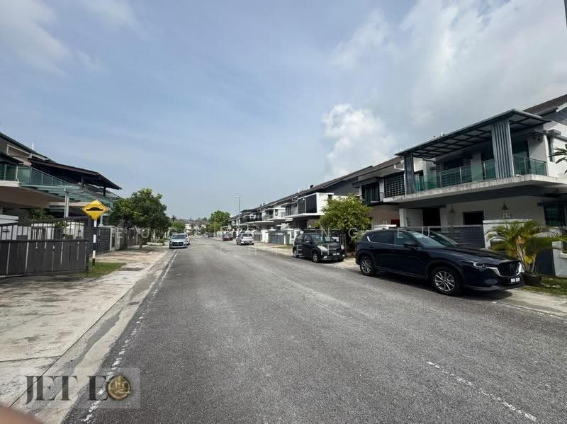 Rumah Berkembar untuk Dijual di Tanjong Duabelas (Selangor) - Eugene Ong Eu chieh - Exterior - PropertyGuru.com.my