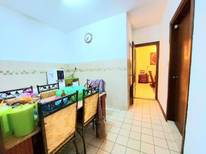 Rumah Banglo untuk Dijual di Seksyen 27 (Shah Alam) - Sa'a Nordin - Dining Room - PropertyGuru.com.my