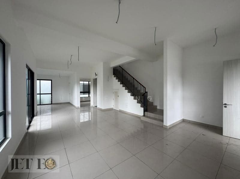 2-storey Terraced House for Sale in Telok Panglima Garang (Selangor) - Eugene Ong Eu chieh - Living Room - PropertyGuru.com.my